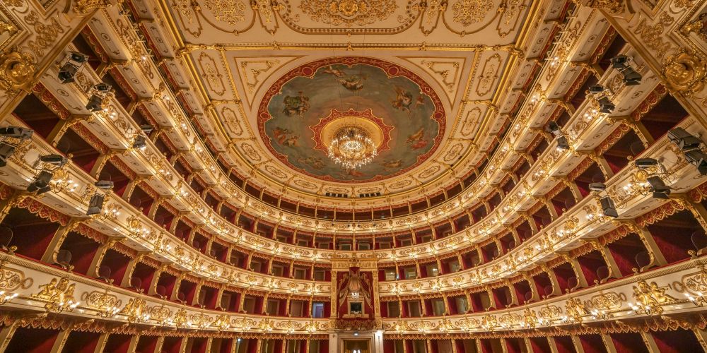 Prunkvoller Konzertsaal